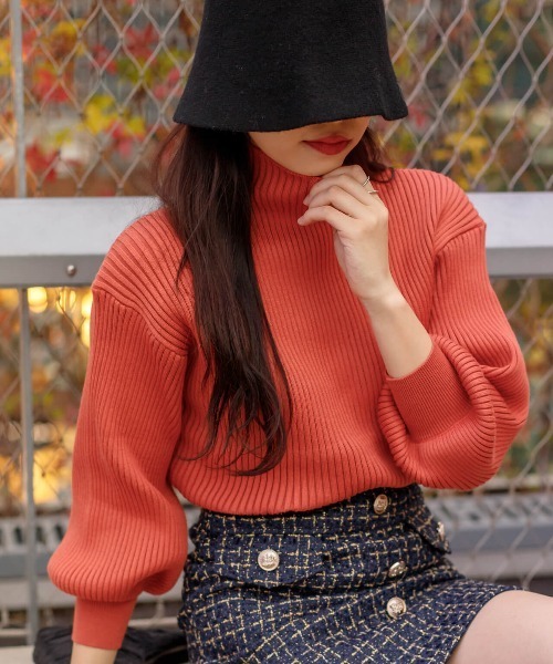 SpRay(スプレイ)の「ボリューム袖ボトルネックニット(ニット/セーター・レディース・ブラウン/ピンクベージュ/ダークグリーン/レッド系その他/ラベンダー/ブラック/アイボリー/オレンジ/ピンク/ブルー/ライトベージュ/イエロー/ライトオレンジ系/ライトブルー/ライトグリーン・FREE)」の14枚目の写真