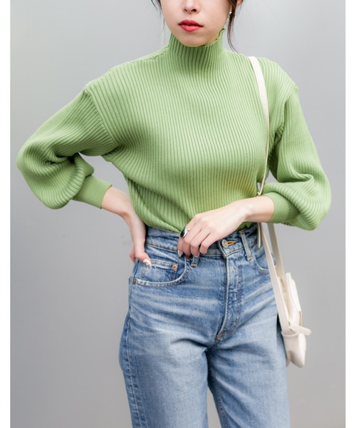 SpRay(スプレイ)の「ボリューム袖ボトルネックニット(ニット/セーター・レディース・ブラウン/ピンクベージュ/ダークグリーン/レッド系その他/ラベンダー/ブラック/アイボリー/オレンジ/ピンク/ブルー/ライトベージュ/イエロー/ライトオレンジ系/ライトブルー/ライトグリーン・FREE)」の6枚目の写真