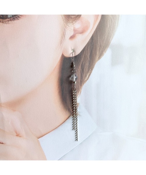 tone(トーン)の「【-lensa-】 キラッとチェーンでイマドキピアス(MA)(ピアス(両耳用)・レディース・シルバー・FREE)」の3枚目の写真