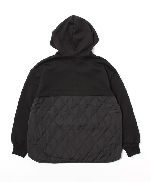 Q(キュー)の「キルトドッキングパーカーブルゾン(ブルゾン・レディース・ブラック/グレイッシュベージュ・MEDIUM)」の12枚目の写真