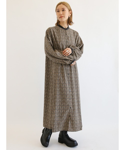 Samansa Mos2 blue（サマンサモスモスブルー）の「花柄ワンピース（ワンピース・レディース・ブルー/ブラック/ネイビー・ﾌﾘ-）」の21枚目の写真