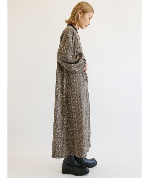 Samansa Mos2 blue（サマンサモスモスブルー）の「花柄ワンピース（ワンピース・レディース・ブルー/ブラック/ネイビー・ﾌﾘ-）」の22枚目の写真