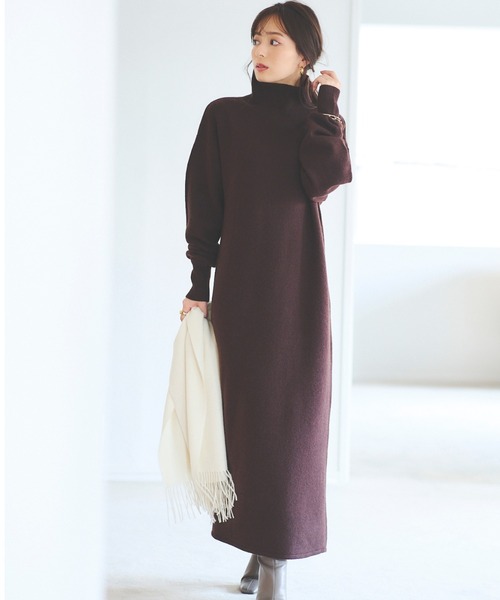 anuans（アニュアンス）の「ウールカシミヤタートルニットワンピース