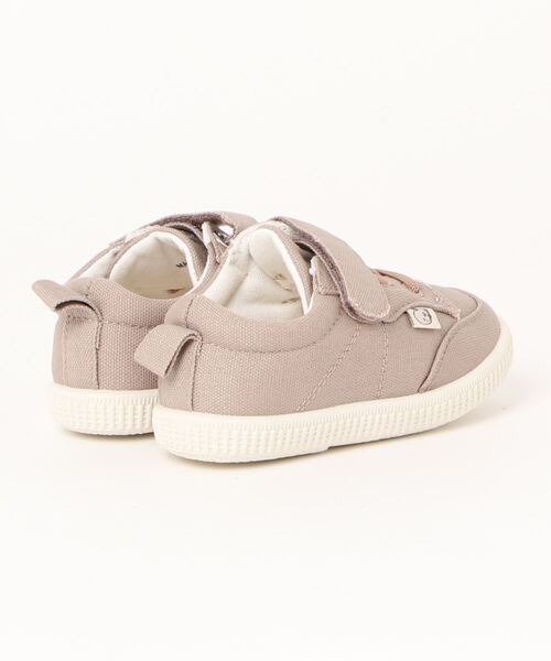 monmimi(モンミミ)の「《monmimi》Former belt sneakers(スニーカー・キッズ・イエロー/アイボリー/ベージュ・15.0cm/16.0cm/17.0cm/18.0cm/19.0cm/14.0cm/13.0cm)」の4枚目の写真