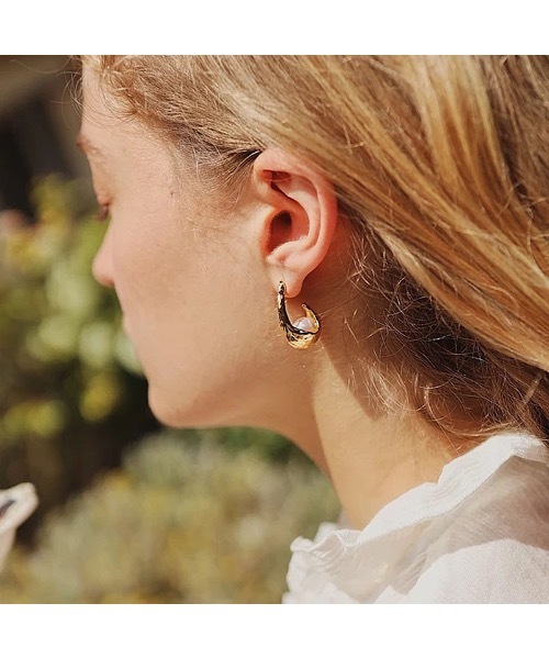 Burner（バーナー）の「【OKUOKU　0909】パールモチーフ ピアス oku-pierce-634806887996-1742（ピアス（両耳用）・レディース・A・FREE）」の3枚目の写真