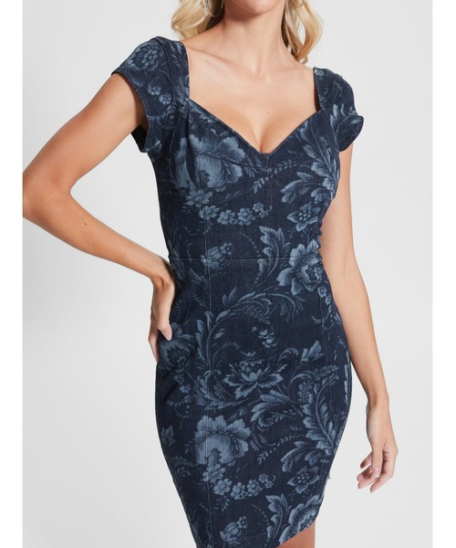 Guess（ゲス）の「Eco Adie Denim Dress（ワンピース・レディース・ブルー・MEDIUM/SMALL/X-SMALL）」の5枚目の写真