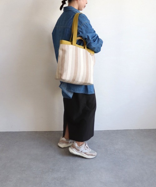 COLDE （コルデ）の「ストライプ2wayトートバッグ（トートバッグ・レディース・ブルー/ブラック/ベージュ・FREE）」の9枚目の写真