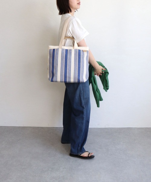 COLDE （コルデ）の「ストライプ2wayトートバッグ（トートバッグ・レディース・ブルー/ブラック/ベージュ・FREE）」の22枚目の写真