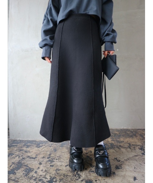 TRUNC（トランクエイティーエイト）の「Soft Smooth Knit Skirt（スカート・レディース・ブラック/マスタード・FREE）」の21枚目の写真