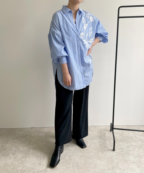 LHELBIE(レルビエ)の「フラワープリントストライプシャツ(シャツ/ブラウス・レディース・ライトベージュ/ライトパープル/ライトブルー・M)」の22枚目の写真