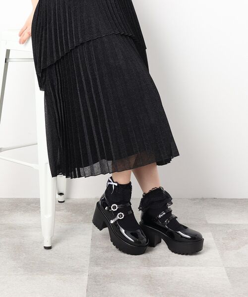 cs T&P（シーエスティーアンドピー）の「ビジューバックル厚底ダブルストラップパンプス（パンプス・レディース・ブラック/ホワイト系2/ブラック系1・S/M/L/LL）」の15枚目の写真