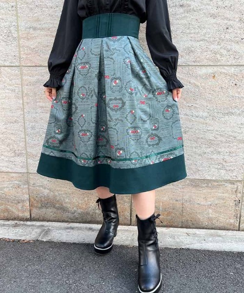 axesfemme POETIQUE ストロベリーラベルタックスカート 未使用 axes femme POETIQUE（アクシーズファムポエティック）の