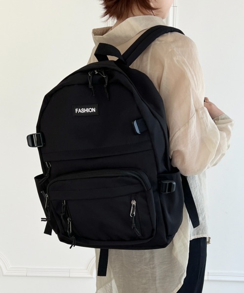 thank U more(サンキューモア)の「シンプルリュックサック 【A4対応】バックパック アウトポケット付き(バックパック/リュック・レディース・ホワイト/ブラック・FREE)」の1枚目の写真