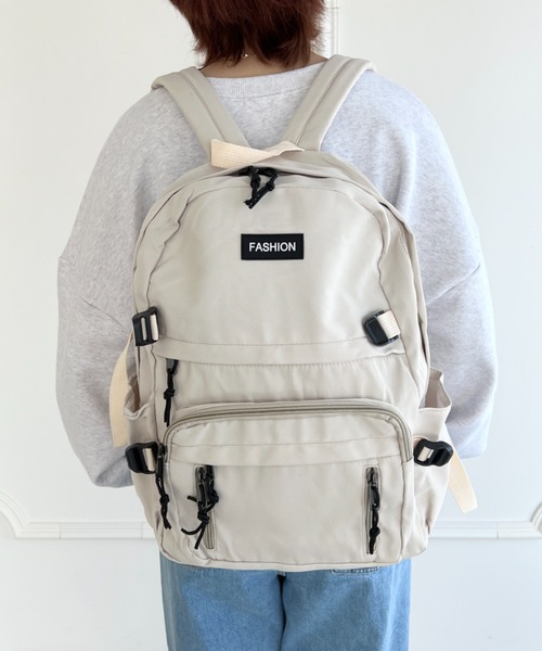 thank U more(サンキューモア)の「シンプルリュックサック 【A4対応】バックパック アウトポケット付き(バックパック/リュック・レディース・ホワイト/ブラック・FREE)」の5枚目の写真