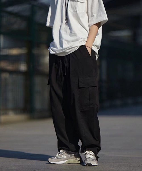 SETUP7（セットアップセブン）の「【SETUP7】ワイドルーズミリタリーカーゴパンツ KNF ※（カーゴパンツ・メンズ・カーキ/ブラック・L/M）」の3枚目の写真