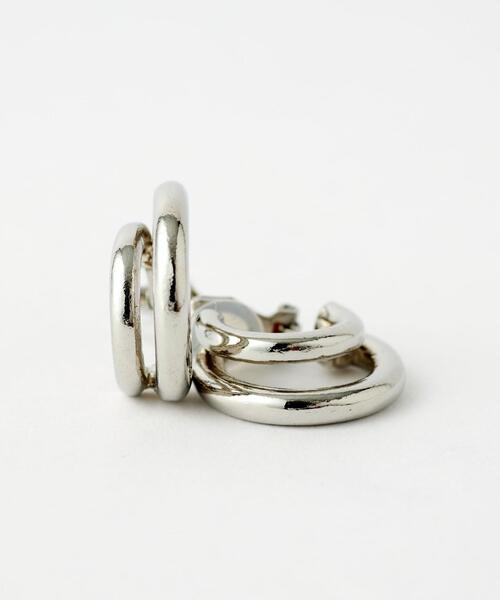 green label relaxing(グリーンレーベルリラクシング)の「2ライン イヤリング(イヤリング・レディース・シルバー/ゴールド・FREE)」の9枚目の写真