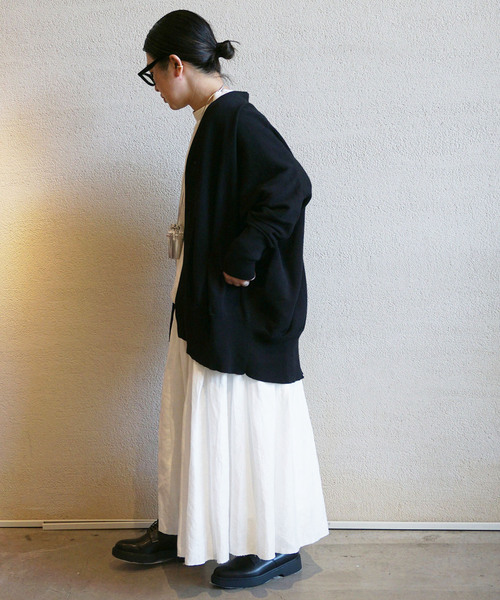 JOURNAL STANDARD LUXE(ジャーナルスタンダード ラックス)の「RCテンジクVネックドルマンカーディガン(カーディガン/ボレロ・レディース・ブラック/ベージュ/ピンク・FREE)」の5枚目の写真