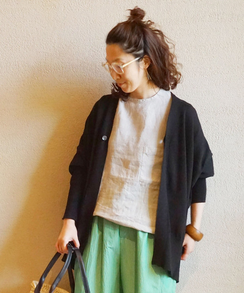 JOURNAL STANDARD LUXE(ジャーナルスタンダード ラックス)の「RCテンジクVネックドルマンカーディガン(カーディガン/ボレロ・レディース・ブラック/ベージュ/ピンク・FREE)」の7枚目の写真