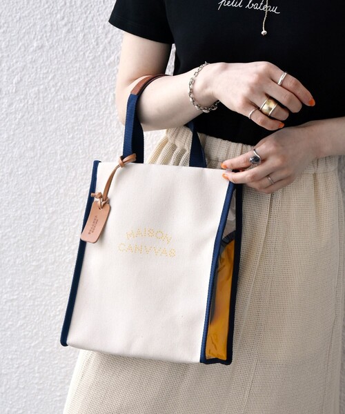 MAISON CANVVAS(メゾンキャンバス)の「【SHIPS any一部別注カラー】MAISON CANVVAS: キャンバス ミニ トートバッグ(トートバッグ・レディース・レッド/オフホワイト・ONE SIZE)」の2枚目の写真
