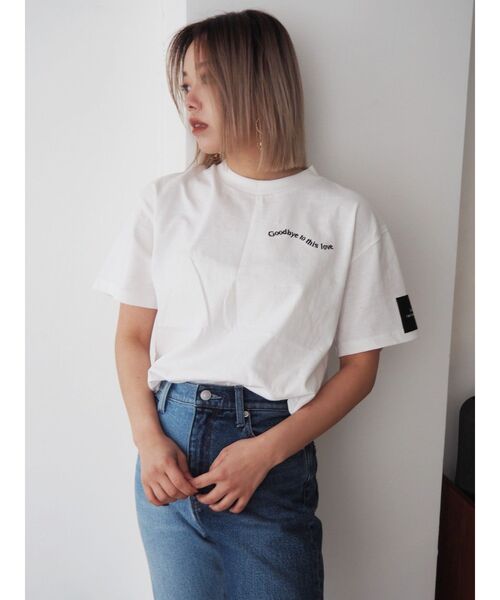 EVRIS（エヴリス）の「SIMPLEロゴBIG Tシャツ（Tシャツ/カットソー・レディース・ブラック/グレー/ホワイト・FREE）」の7枚目の写真