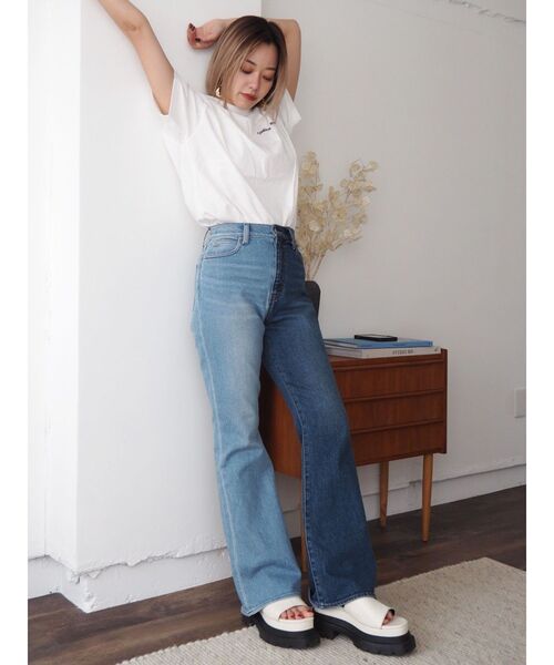 EVRIS（エヴリス）の「SIMPLEロゴBIG Tシャツ（Tシャツ/カットソー・レディース・ブラック/グレー/ホワイト・FREE）」の11枚目の写真