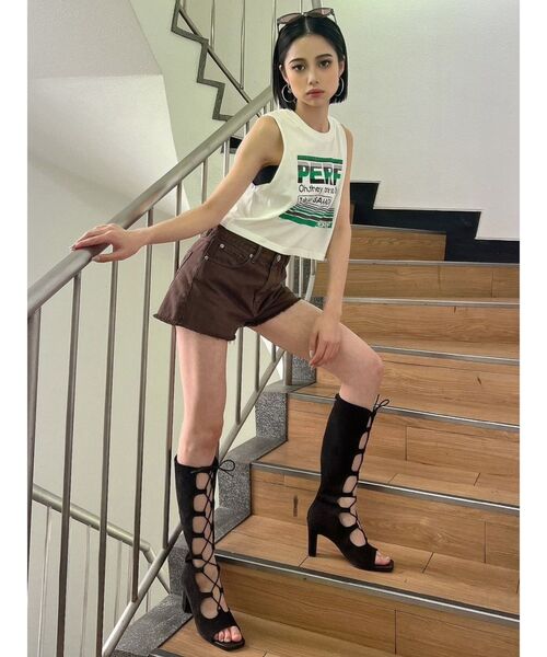 GYDA(ジェイダ)の「PROCESSING LOGOショートLOOSE タンクトップ(タンクトップ・レディース・オフホワイト/ブラック・FREE)」の16枚目の写真