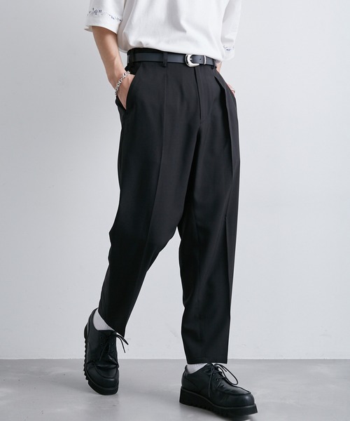 JUNRED(ジュンレッド)の「セットアップ対応/軽量・イージーケア/AIRYFLOATリラックススリムパンツ(スラックス・メンズ・ブラック/ライトグレー/ベージュ・L/LL/M/S)」の5枚目の写真