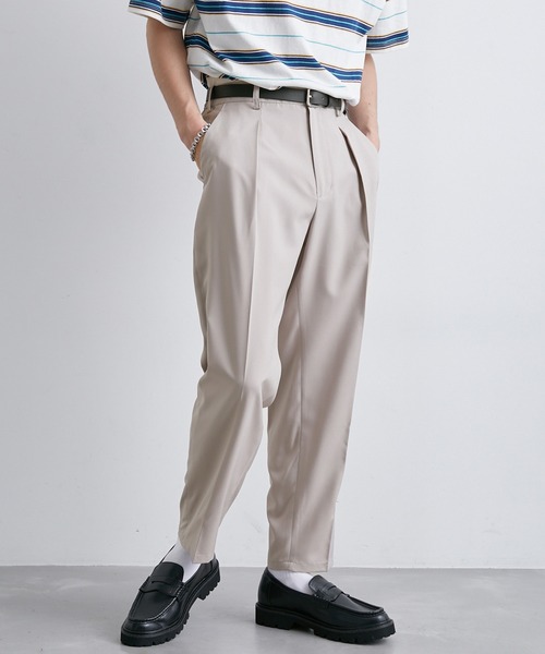 JUNRED(ジュンレッド)の「セットアップ対応/軽量・イージーケア/AIRYFLOATリラックススリムパンツ(スラックス・メンズ・ブラック/ライトグレー/ベージュ・L/LL/M/S)」の9枚目の写真