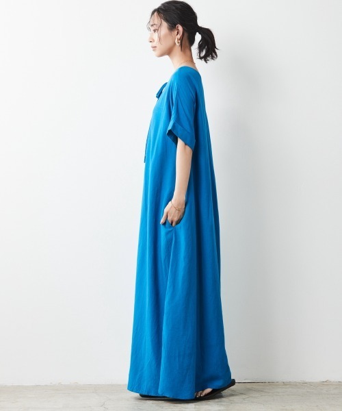 CHIC STYLE(シックスタイル)の「【販売終了】<大きいサイズ>レーヨン麻2WAYフレンチスリーブマキシワンピース シックスタイル(ワンピース・レディース・ブラック/ブルー/グリーン・L/LL/3L/4L/5L)」の21枚目の写真