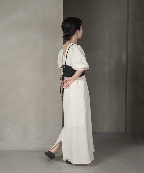 lawgy（ラウジー）の「volume sleeve V neck op / ボリューム