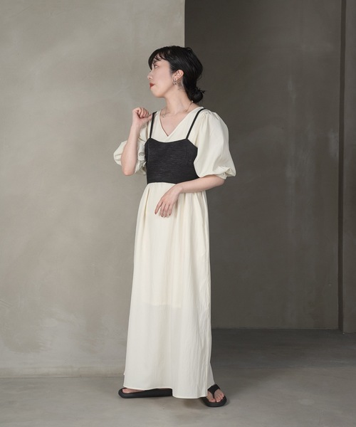 lawgy（ラウジー）の「volume sleeve V neck op / ボリューム