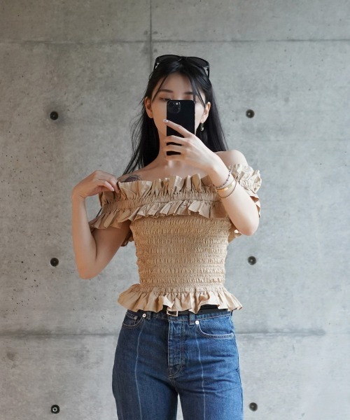 GANNI（ガニー）の「GANNI Cotton Poplin Off-shoulder Smock