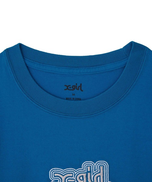 X-girl（エックスガール）の「OUTLINE MILLS LOGO EMBROIDERY S/S BABY TEE（Tシャツ/カットソー・レディース・ホワイト/ブルー/ブラック・M/S）」の4枚目の写真