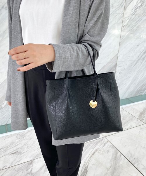 index（インデックス）の「◆【2WAY/軽量】フェイクレザーミドルサイズトートバッグ（トートバッグ・レディース・ライトベージュ/ライトグレー/ブラック・00）」の20枚目の写真