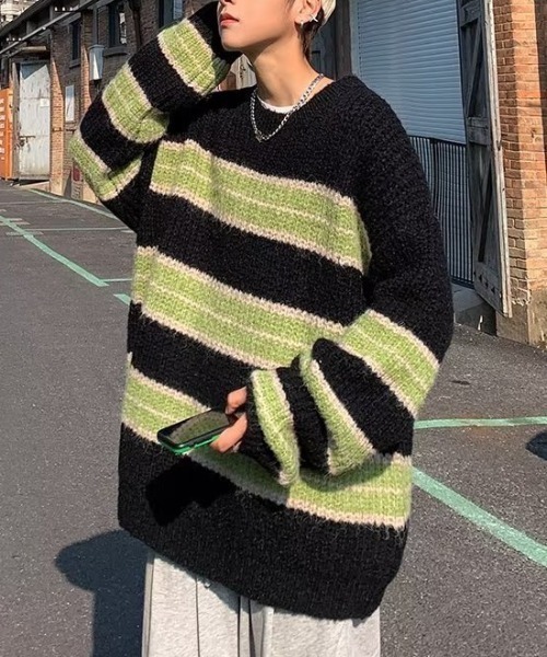 B.R.U（ブル）の「【ウィメンズ】個性派デザイン コントラストボーダーニット（ニット/セーター・メンズ・グレー/ブラック・FREE）」の7枚目の写真