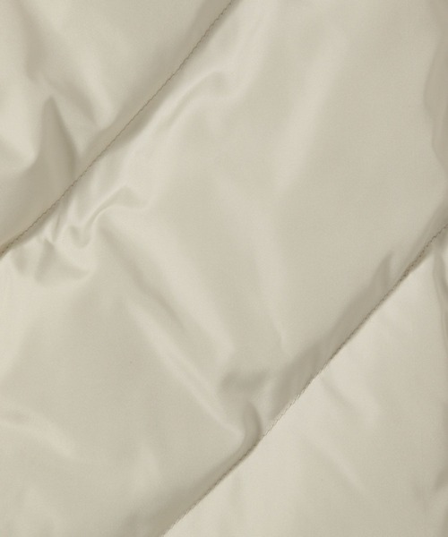 LOWRYS FARM（ローリーズファーム）の「ナカワタショートベスト  906763（ベスト・レディース・アイボリー/パープル/ブラック・FREE）」の21枚目の写真