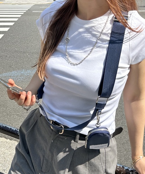 VENCEEXCHANGE(ヴァンスエクスチェンジ)の「ポーチ付きベルトストラップスマホショルダー(スマホグッズ・レディース・ブラック/ブラウン/ライム/グレー/オフホワイト/ピンク/パープル/ネイビー・FREE)」の6枚目の写真