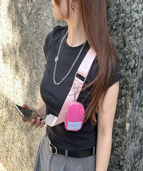 VENCEEXCHANGE(ヴァンスエクスチェンジ)の「ポーチ付きベルトストラップスマホショルダー(スマホグッズ・レディース・ブラック/ブラウン/ライム/グレー/オフホワイト/ピンク/パープル/ネイビー・FREE)」の8枚目の写真