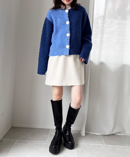 LOWRYS FARM（ローリーズファーム）の「バイカラーボックスカーディガンロングスリーブ　971140（ニット/セーター・レディース・ブルー/ブラック・FREE）」の9枚目の写真