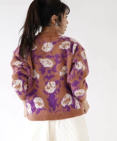 zootie(ズーティー)の「花柄シャギー ジャガードニット(ニット/セーター・レディース・ブラウン系その他・フリー)」の8枚目の写真
