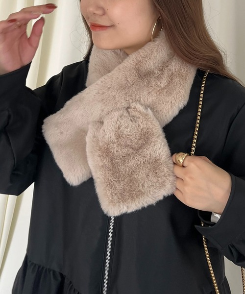 prose verse（プロズヴェール）の「ファーティペット（マフラー・レディース・モカ/グレー/アイボリー/ライトベージュ・ﾌﾘ-）」の4枚目の写真