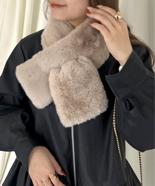 prose verse（プロズヴェール）の「ファーティペット（マフラー・レディース・モカ/グレー/アイボリー/ライトベージュ・ﾌﾘ-）」の6枚目の写真