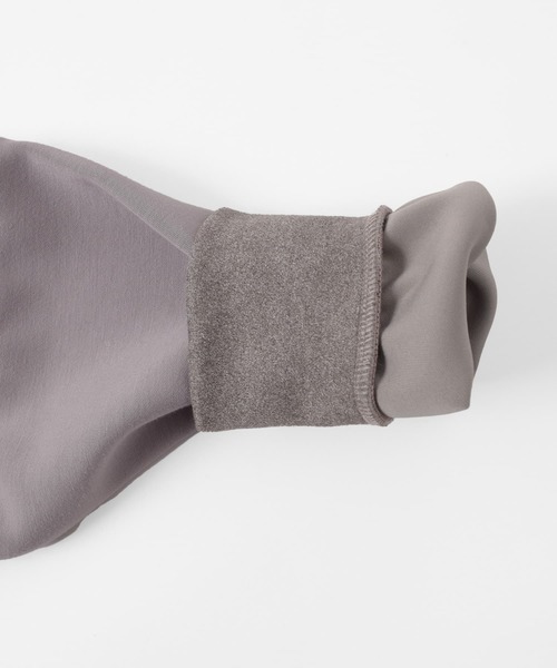 GLAZOS(グラソス)の「フェイクスエード・切り替えクルーネックプルオーバー(その他トップス・キッズ・ベージュ/グレー・140cm/150cm/160cm/170cm)」の9枚目の写真