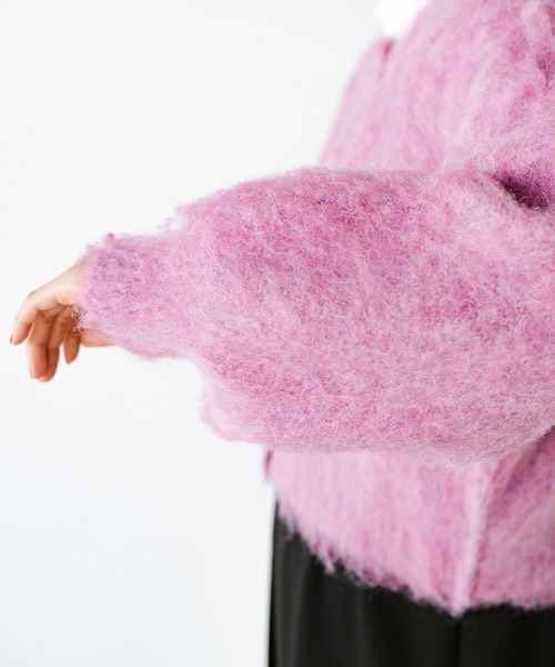 haco!（ハコ）の「猫はかぶれないからそのかわりにコレを！猫みたいにふわふわかわいい猫かぶりニットカーディガン（カーディガン/ボレロ・レディース・ライム/ピンク/ライトブルー・MEDIUM/LARGE/X-LARGE/SMALL）」の4枚目の写真