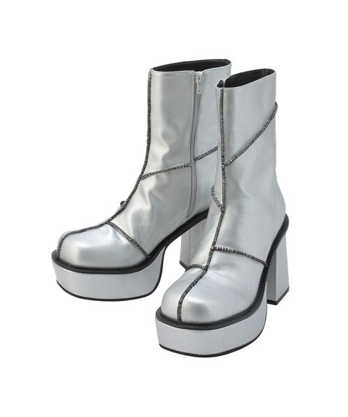 EVRIS(エヴリス)の「ステッチショートブーツ(ブーツ・レディース・ブラック/アイボリー/シルバー・LARGE/MEDIUM/SMALL)」の14枚目の写真