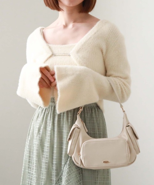 archives(アルシーヴ)の「マルチポケットHOBOバッグ(ハンドバッグ・レディース・ブラック/ピンクベージュ/アイボリー・FREE)」の9枚目の写真