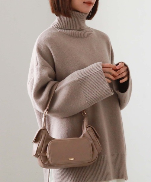 archives(アルシーヴ)の「マルチポケットHOBOバッグ(ハンドバッグ・レディース・ブラック/ピンクベージュ/アイボリー・FREE)」の18枚目の写真