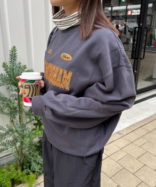 nemne store(ネンネストア)の「【低身長サイズあり】ボーダータートル付きスウェット(スウェット・レディース・スミクロ/ネイビー/オートミール・MEDIUM/SMALL)」の7枚目の写真