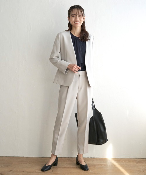 IKKA LOUNGE(イッカラウンジ)の「ドレープタイブラウス(シャツ/ブラウス・レディース・オフホワイト/ネイビー・M/S/XL/L)」の3枚目の写真