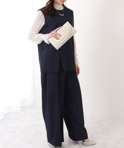 Lace Ladies(レースレディース)の「メタリック ライン付き プリーツ スクエア クラッチ バッグ(クラッチバッグ・レディース・アイボリー/ブラック/グレー・FREE)」の21枚目の写真